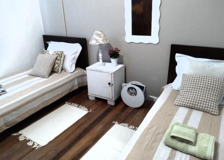 Quarto Em Casa Compartilhada フロリアノポリス エクステリア 写真